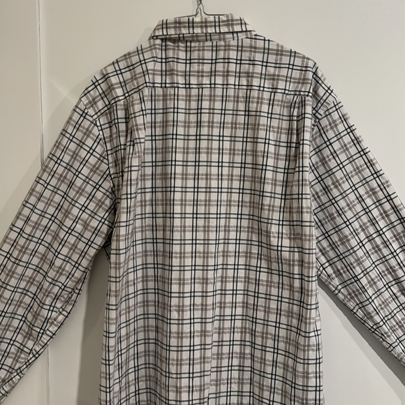 Sonoma Men’s XL Button Down Casual/Dress Shirt - White with Stripes - Picture 5 of 7